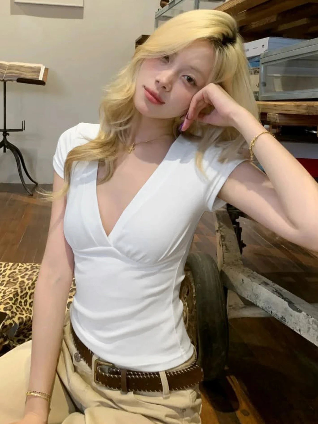 V-Neck Short-Sleeve Cropped T-Shirt