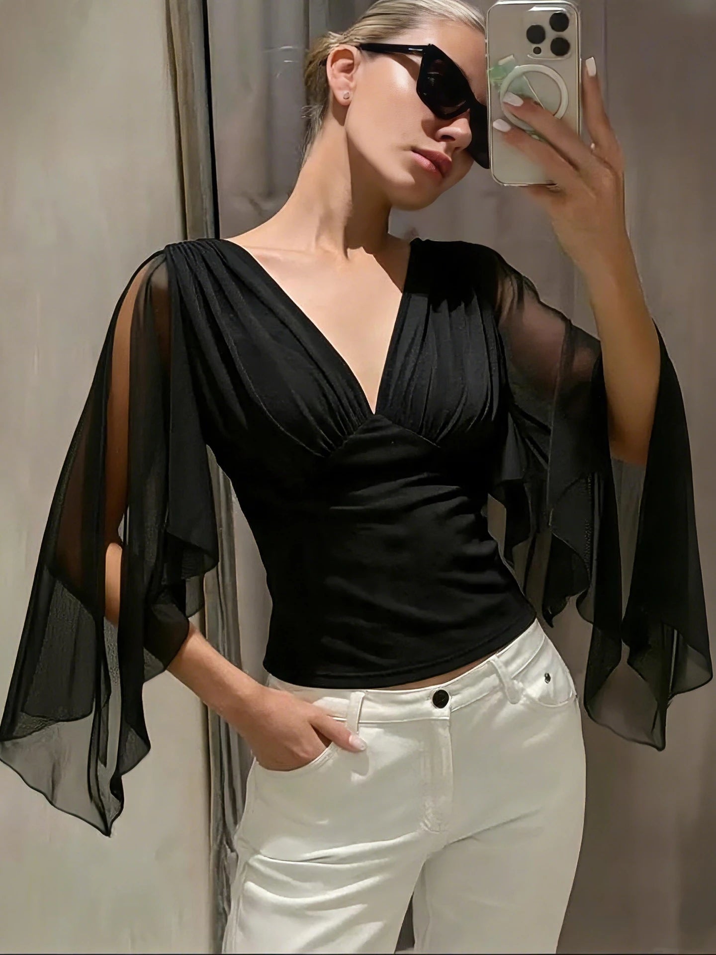 Mesh Pleated V-Neck Sleeveless T-Shirt